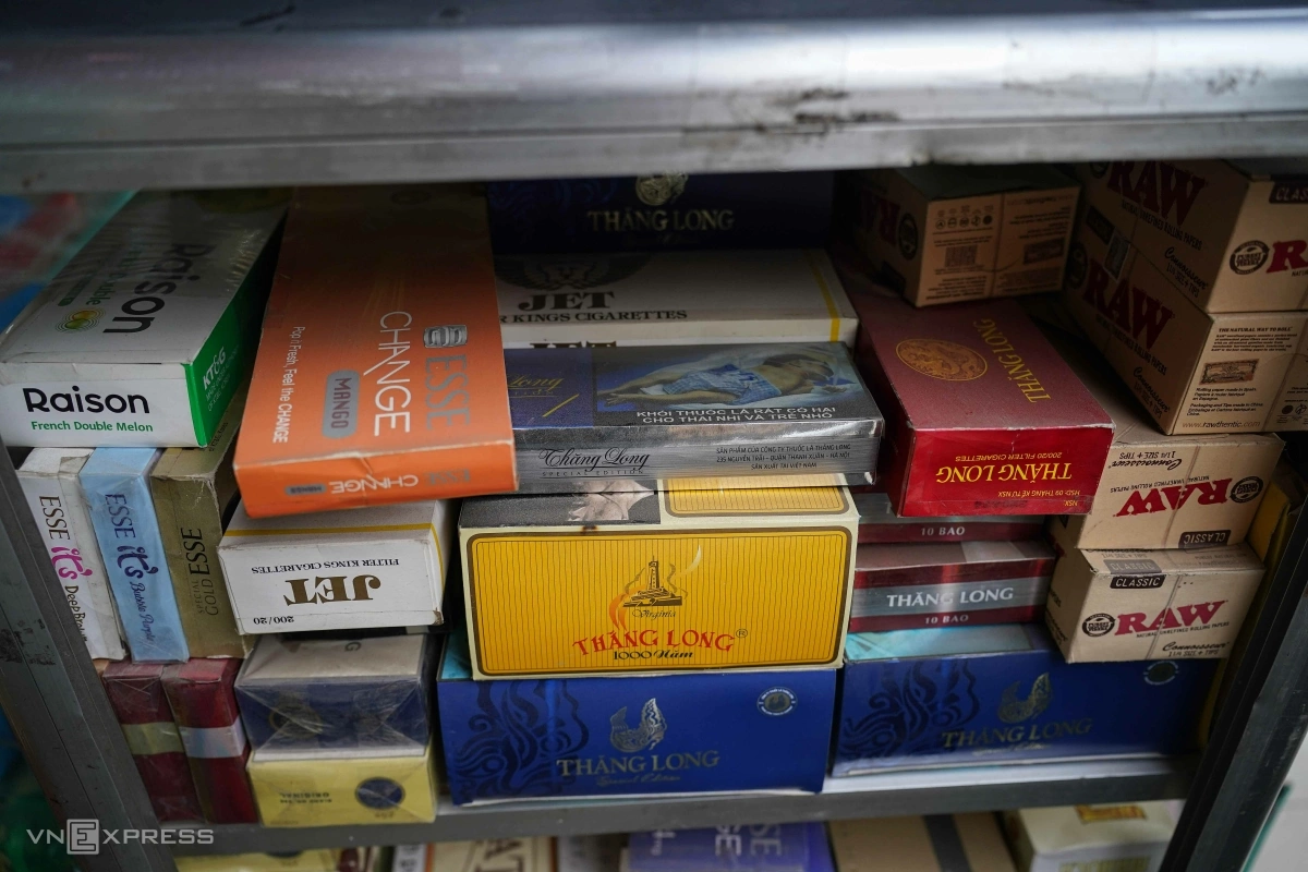 BỤI MÙ MỊT TRÊN CÁC TUYẾN ĐƯỜNG ĐANG THI CÔNG Ở HÀ NỘI